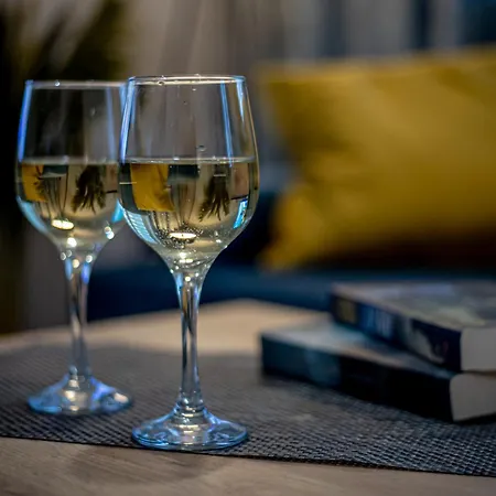 - Nova Bursa - Prywatny Parking! *