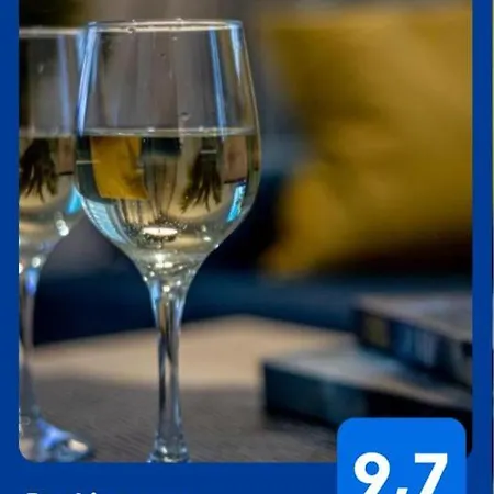 - Nova Bursa - Prywatny Parking! *