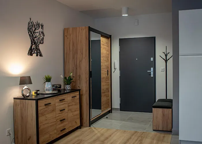 - Nova Bursa - Prywatny Parking! *